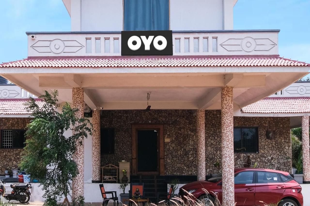 Collection O Palm Exotica Hotel Визакхапатнам Екстериор снимка