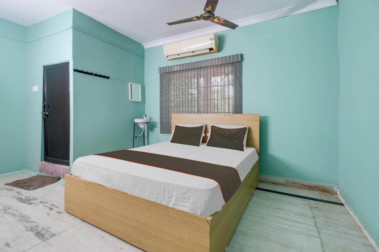 Collection O Palm Exotica Hotel Визакхапатнам Екстериор снимка